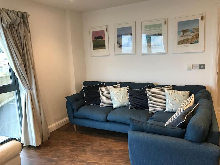 2Bed With Pool & Sea View Apartment New Quay Eksteriør bilde