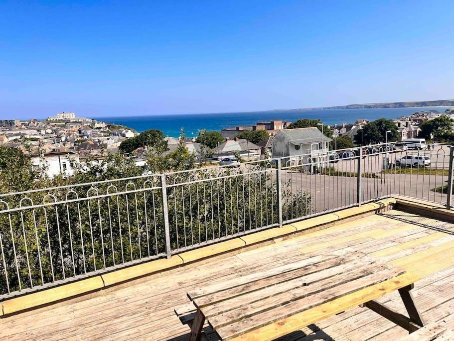 2Bed With Pool & Sea View Apartment New Quay Eksteriør bilde